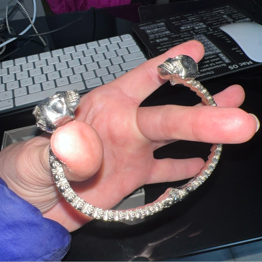 Alexander McQueen Silver Skull Bracelet - Picture 3 of 9